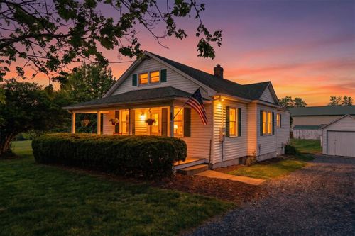 1241 Quicks Mill Rd, STAUNTON, VA, 24401-6423 | Card Image