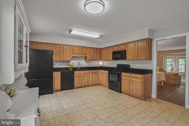 6705 Sunset Woods Ct, Townhouse with 3 bedrooms, 3 bathrooms and null parking in BURKE VA | Image 18
