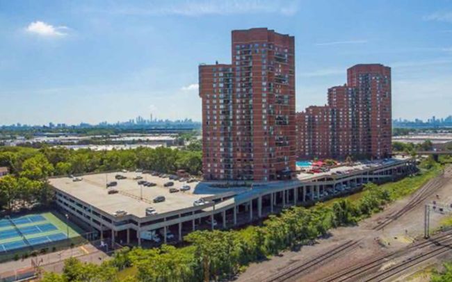 133 - 133 Harmon Cove Tower, Condo with 0 bedrooms, 1 bathrooms and null parking in Secaucus NJ | Image 8