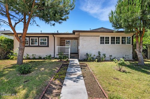 10853 Hayvenhurst Ave, Granada Hills, CA, 91344-5120 | Card Image