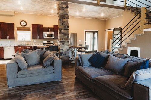 8433 Tulip Ct, Dexter, IA, 50070 | Card Image