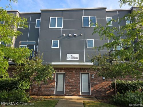 suite-100-4225 W 14 Mile Rd, Royal Oak, MI, 48073-1501 | Card Image