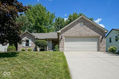 1804 Emerald Pines Ln, Westfield, IN, 46074-9149 | Card Image