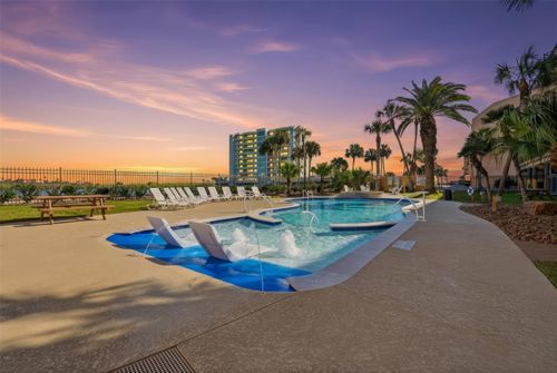 353-9520 Seawall Blvd, Galveston, TX, 77554-5106 | Card Image