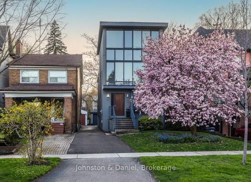 44 Standish Ave, Toronto, ON, M4W3B1 | Card Image