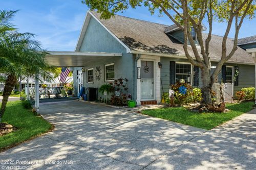 6710 Devonshire Ln, New Port Richey, FL, 34653-3952 | Card Image