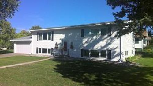 202 W Main St, Battle Lake, MN, 56515-2820 | Card Image