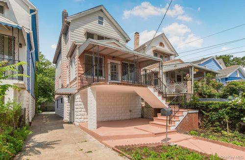 427 Taylor Ave, Bronx, NY, 10473-3619 | Card Image