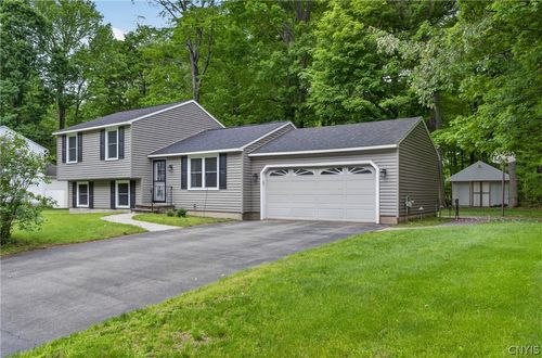 13 Ironwood Dr, Pennellville, NY, 13132-3142 | Card Image