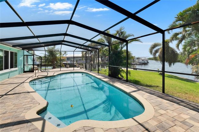6530 Manila Palm Way, House other with 4 bedrooms, 2 bathrooms and null parking in APOLLO BEACH FL | Image 46