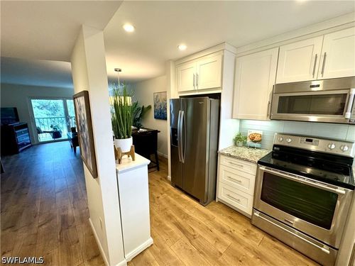 301-400 Forest Lakes Blvd, NAPLES, FL, 34105-2339 | Card Image