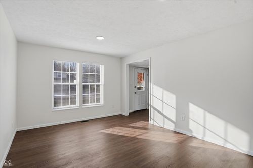 4749 Rocky Knob Ln, Indianapolis, IN, 46254-3763 | Card Image