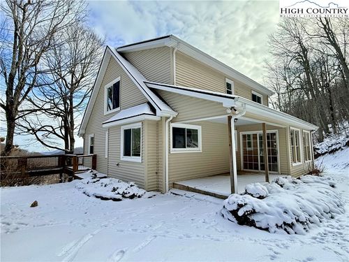 386 Hornblend Dr, Boone, NC, 28607-6561 | Card Image