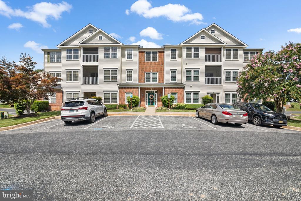 Residential in FOREST HILL
