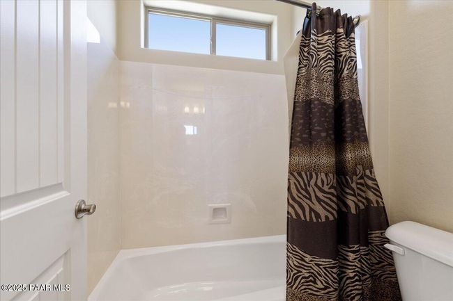 Bathroom | Image 31