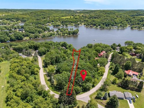 Lt 32 Goldfinch W Redstone Drive, La Valle, WI, 53941 | Card Image
