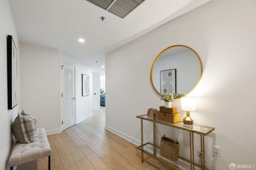 apt-16e-201 Folsom St, San Francisco, CA, 94105-5072 | Card Image