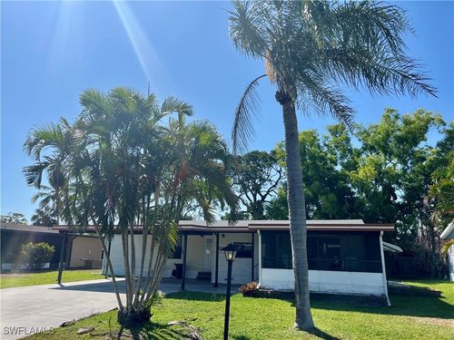 10251 Wales Loop, BONITA SPRINGS, FL, 34135-6645 | Card Image