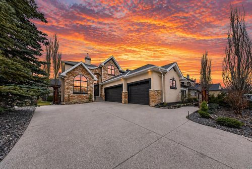 2621 Evercreek Bluffs Way Sw, Calgary, AB, T2Y4P5 | Card Image