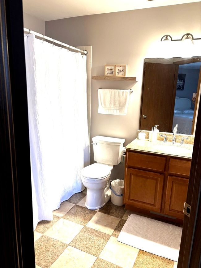 APT-8 - 133 Idle Wild Ct, Condo with 2 bedrooms, 2 bathrooms and 2 parking in Schaumburg IL | Image 25