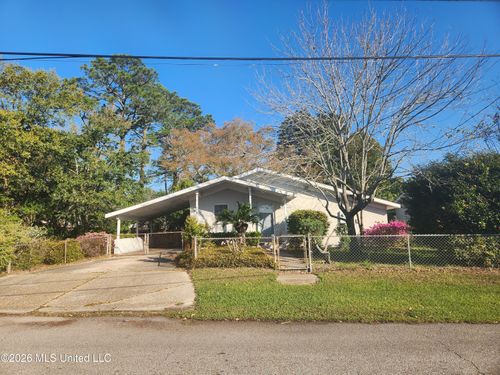 4340 Betts Cir, Gulfport, MS, 39501-1402 | Card Image