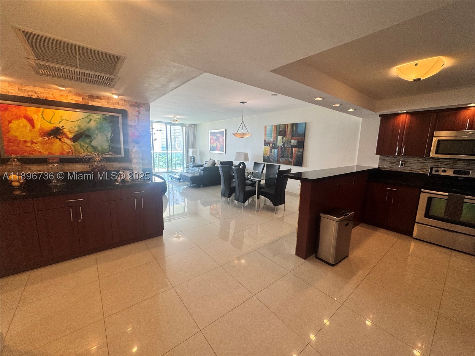 Residential in Sunny Isles Beach 2