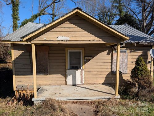 310 W Floyd Baker Blvd, Gaffney, SC, 29341-2302 | Card Image