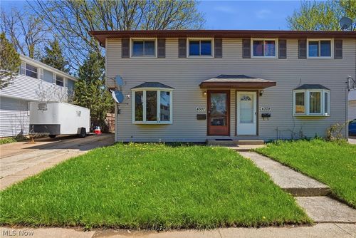 4307 W 152nd St, Cleveland, OH, 44135-1353 | Card Image