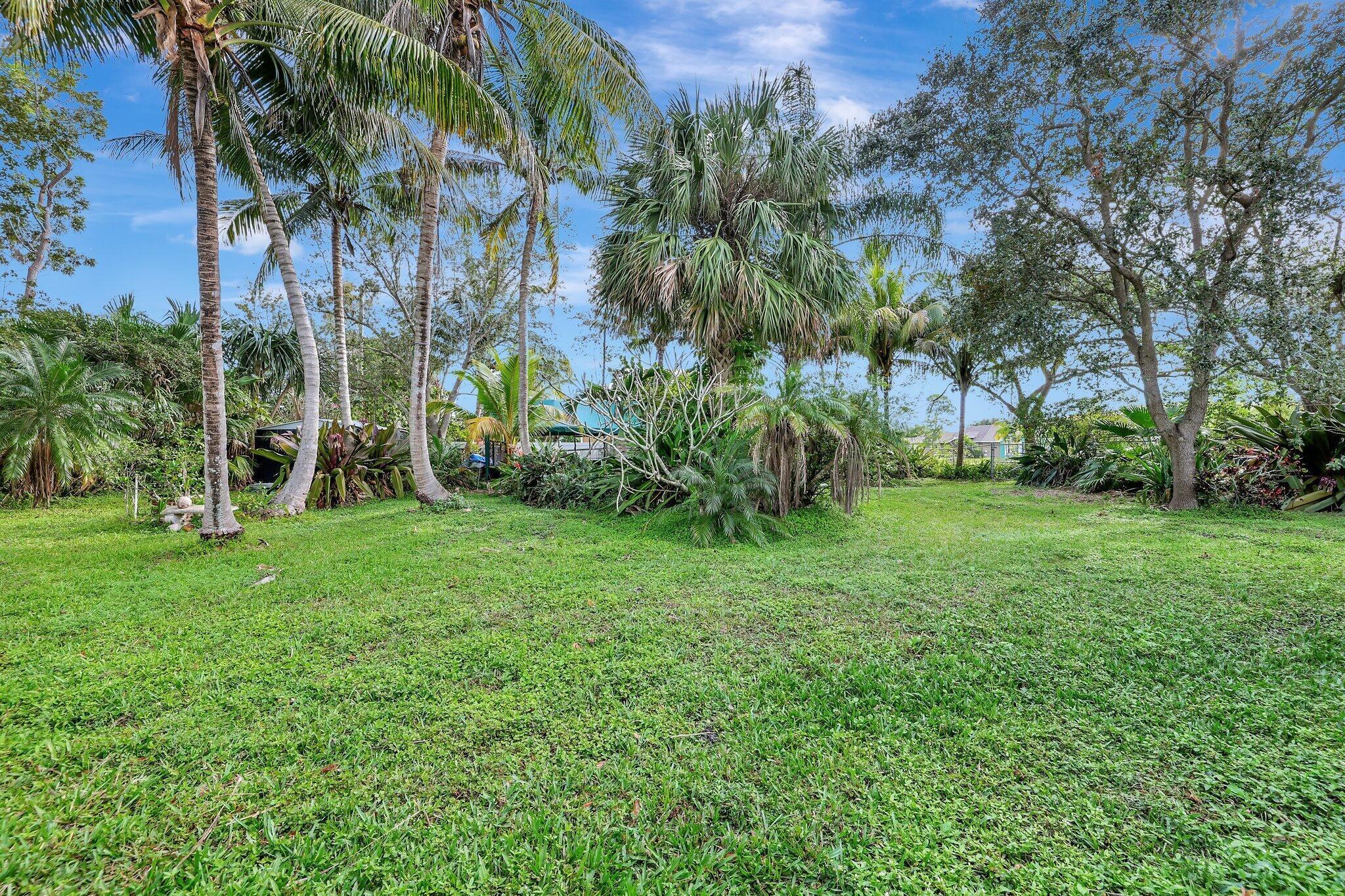 Land in Port St Lucie
