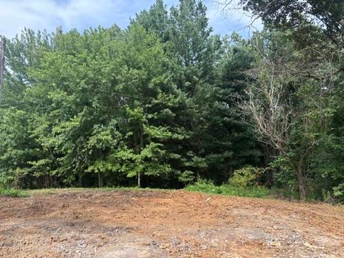 8677 Finney Road, Glasgow, KY, 42141 | Card Image