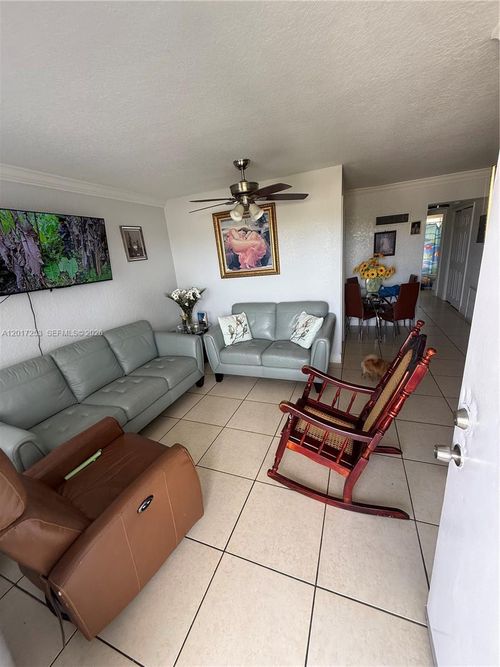 305-7101 Sw 89th Ct, Miami, FL, 33173-2458 | Card Image