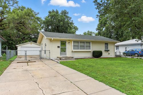 6317 Camden Ave, Omaha, NE, 68104-2020 | Card Image