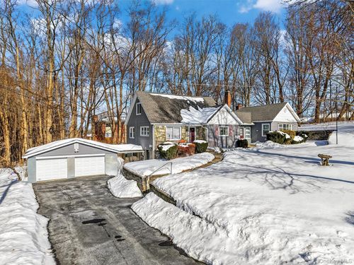 30 Lakeview Ter, Mahopac, NY, 10541-1639 | Card Image