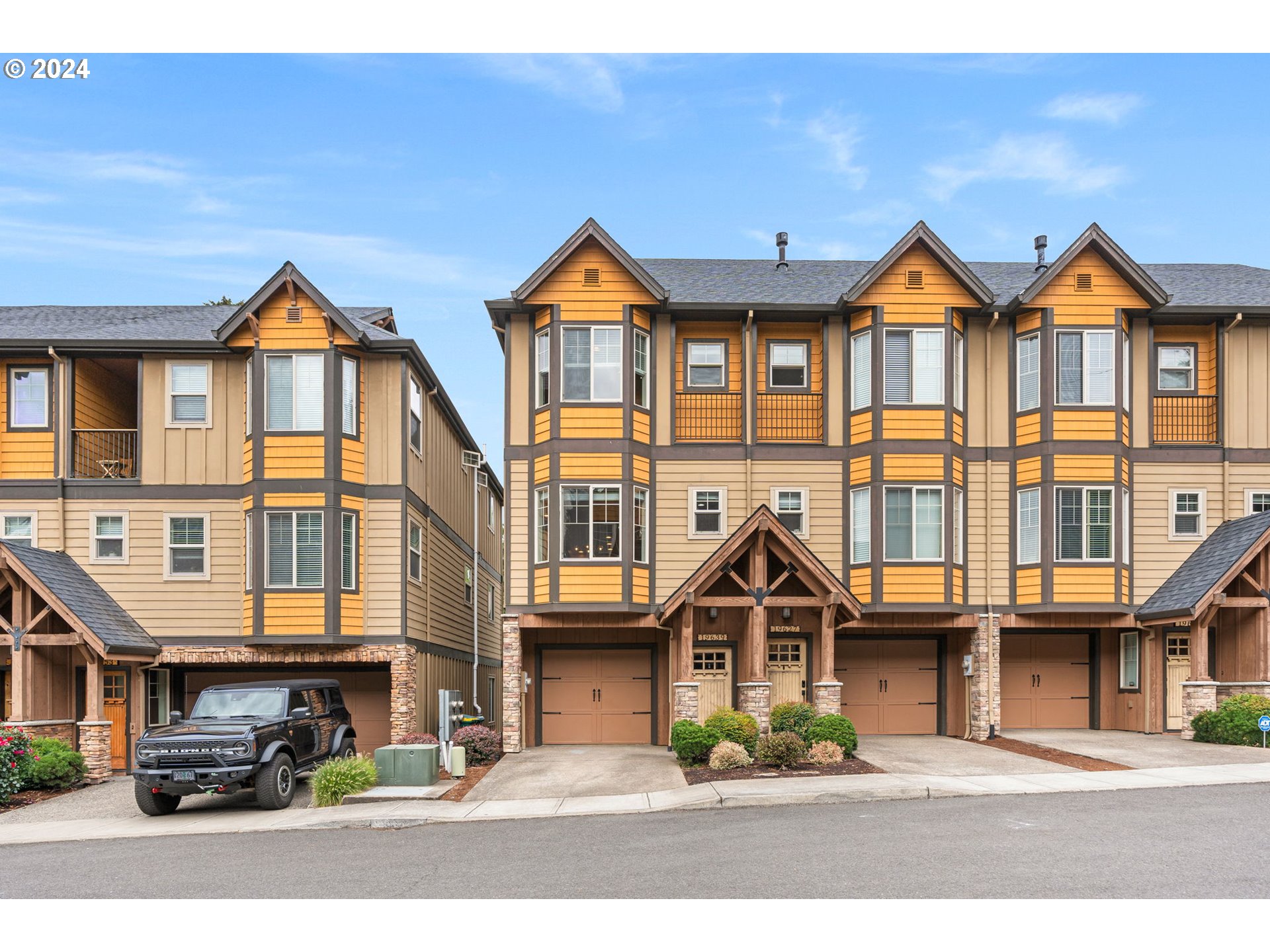 Blackbear Ct, Beaverton, OR 97006