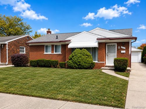 9356 Riverview, Redford Charter Township, MI, 48239 | Card Image