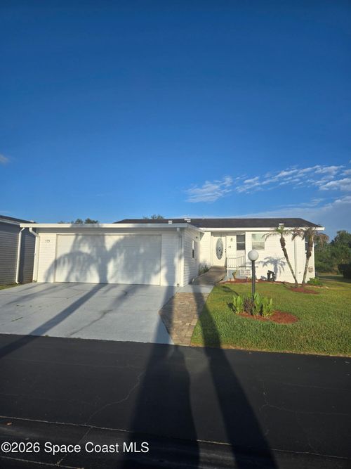 213-375 Outer Dr, Cocoa, FL, 32926-1800 | Card Image