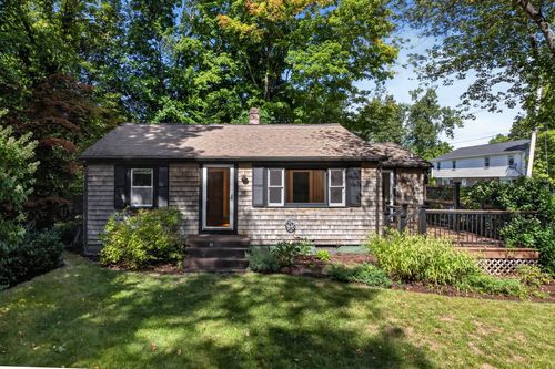 10 Hayward St, Randolph, MA, 02368 | Card Image