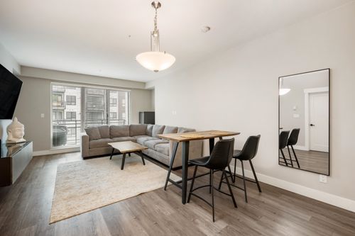 b308-20838 78b Ave, Langley, BC, V2Y3M2 | Card Image