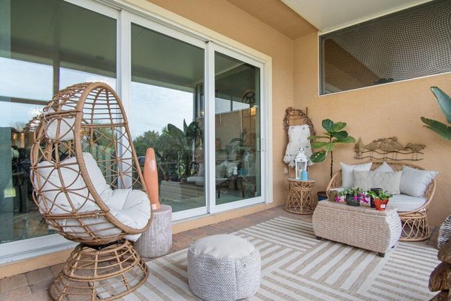651 Sw Glen Crest Way, Condo with 3 bedrooms, 3 bathrooms and null parking in Stuart FL | Image 49
