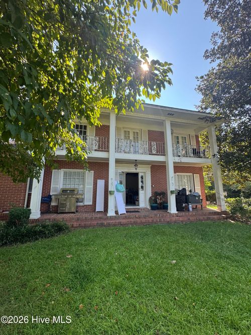 604 N Duplin St, Wallace, NC, 28466-1935 | Card Image