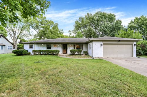 7011 Mclain Dr, Indianapolis, IN, 46217-4056 | Card Image