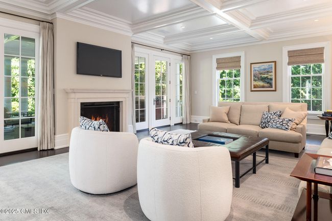 35 Club Rd, House other with 6 bedrooms, 8 bathrooms and null parking in Riverside CT | Image 10