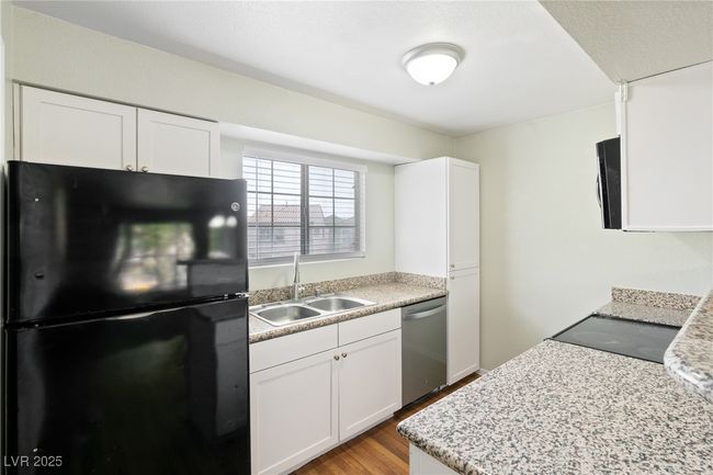 2061 - 2750 S Durango Dr, Condo with 3 bedrooms, 2 bathrooms and null parking in Las Vegas NV | Image 5