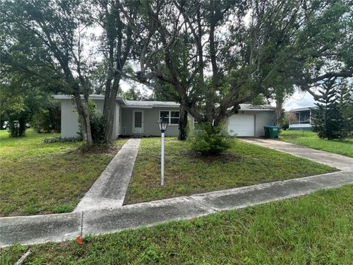 1109 W Page Dr, Deltona, FL, 32725-6023 | Card Image