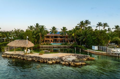 82238 Overseas Hwy, Islamorada, FL, 33036-3603 | Card Image