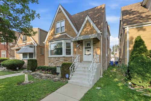 4923 N Mason Ave, Chicago, IL, 60630-1912 | Card Image