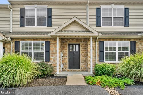 849 Gregs Dr, Harrisburg, PA, 17111-5558 | Card Image