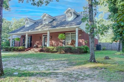 677 Yosemite Parkway, House other with 3 bedrooms, 2 bathrooms and null parking in Prattville AL | Image 3