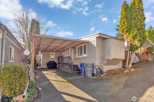 23-23708 Locust Way, Bothell, WA, 98021-9250 | Card Image