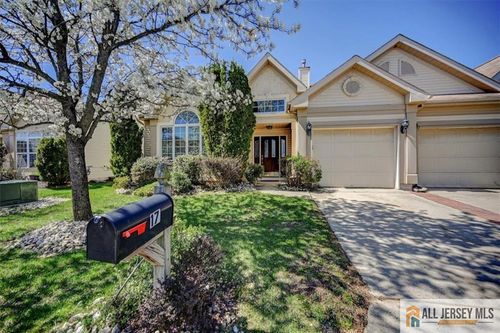 17 Umberland Pl, Monroe, NJ, 08831-2625 | Card Image